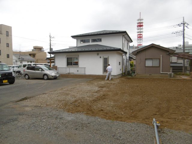 『方形屋根の家』～駐車場工事～