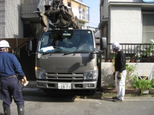 『木形の敷地に建つツリーハウス－デザイン住宅』～さいたま市Ｆ邸　基礎工事完了～