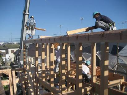 『屋上テラスのある家　コラボレーション住宅』～所沢市Ｍ邸　上棟しました～