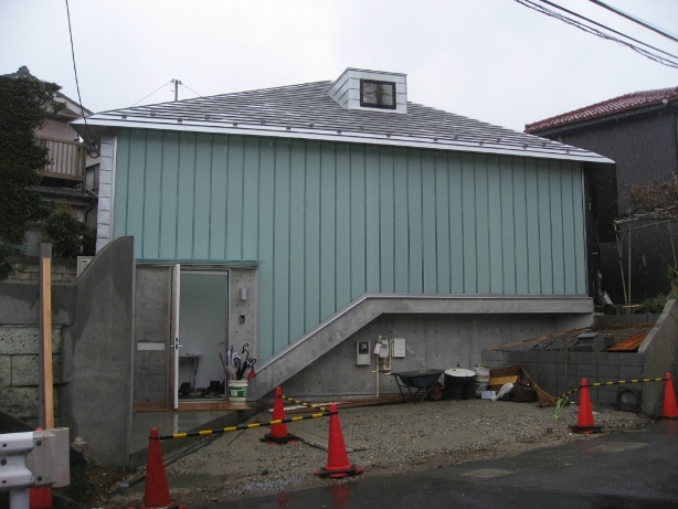 『スタジオのある五角形の家』～千葉県　重ねの家　完成見学会～